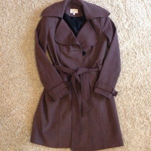 Trench by Alberto Makali 🍁